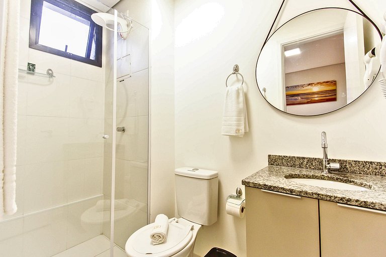 Studio Triplo com Piscina + Garagem + AC e Wi-Fi