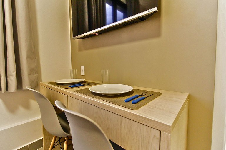 Studio Triplo com Piscina + Garagem + Pet e Wi-Fi