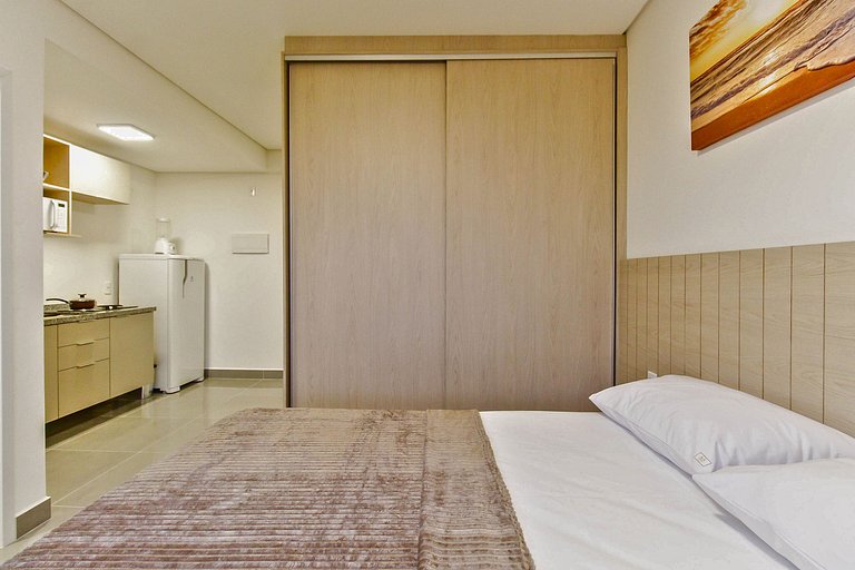 Studio Triplo com Piscina + Garagem + Pet e Wi-Fi