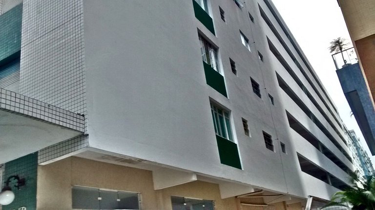 Apê à 350m da Praia e do Shopping Praiamar + Vaga