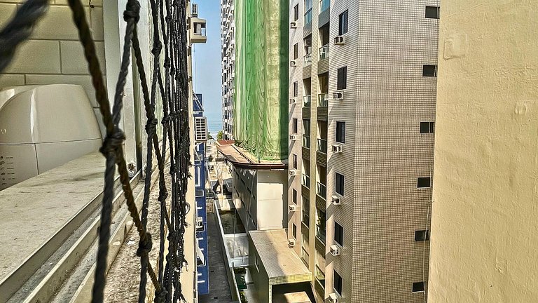 Apê a 1 min da Praia de Santos com Ar e Vaga