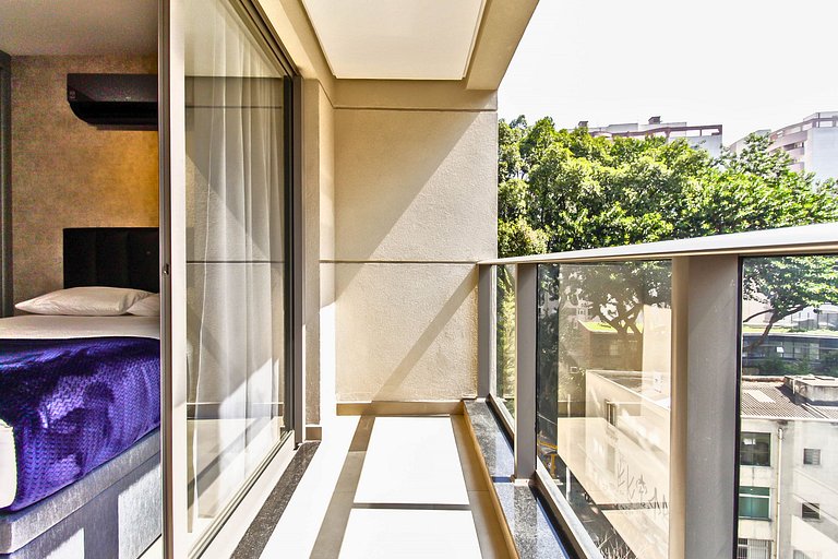 Studio c/ Piscina perto do Metrô e da Av. Paulista