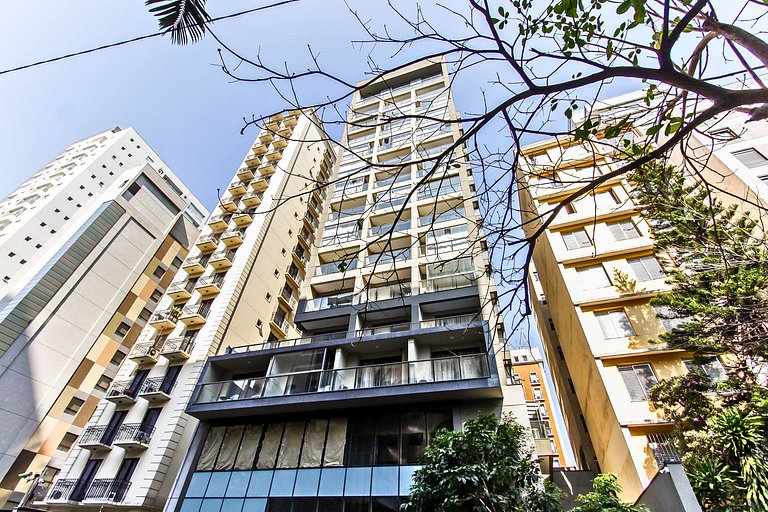 Studio c/ Piscina perto do Metrô e da Av. Paulista