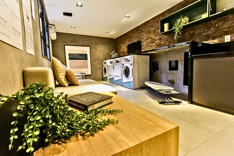 Studio c/ Piscina perto do Metrô e da Av. Paulista