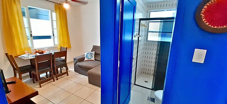 Apê Beira Mar c/ Garagem e Wi-Fi à 1 min. da Praia
