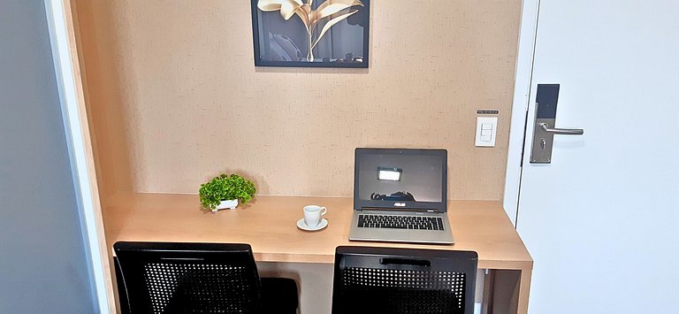 Apê Luxo com Piscina, Garagem, Wi-Fi e Ar em SBC