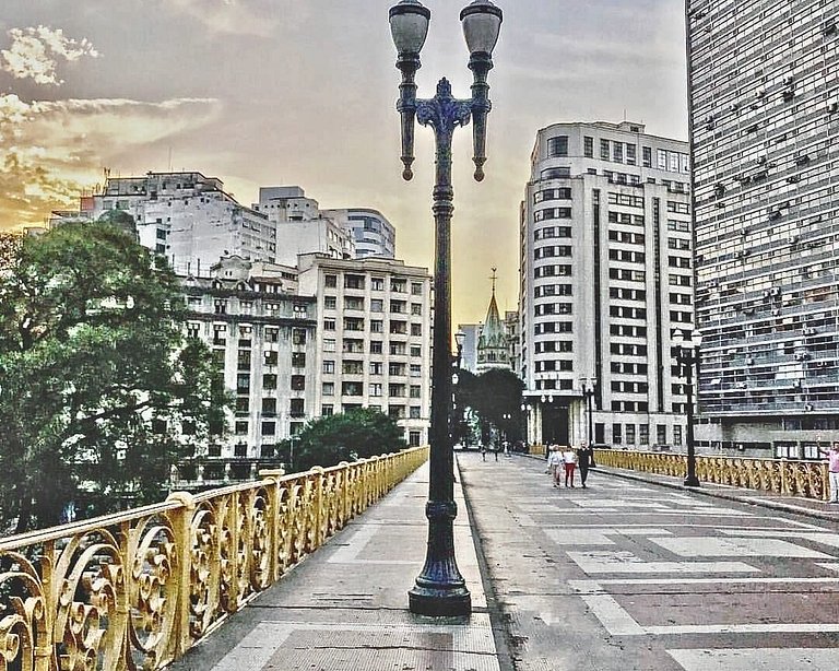 Apê Família no mesmo prédio do Sampa Sky + Ar