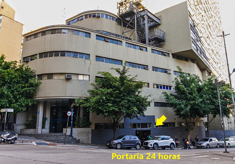 Apê Família no mesmo prédio do Sampa Sky + Ar