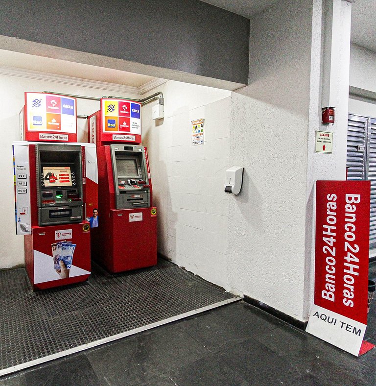 Apê Família no mesmo prédio do Sampa Sky + Ar