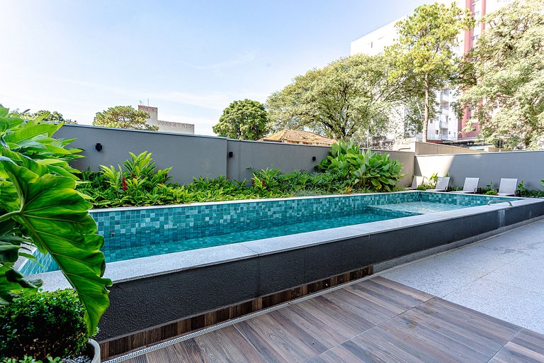 Apê no Centro de SBC com Ar, Garagem e Piscina