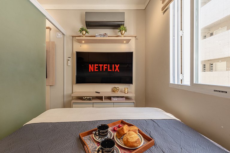 Studio Vista Mar em Santos | A/C + Wi-Fi e Vaga