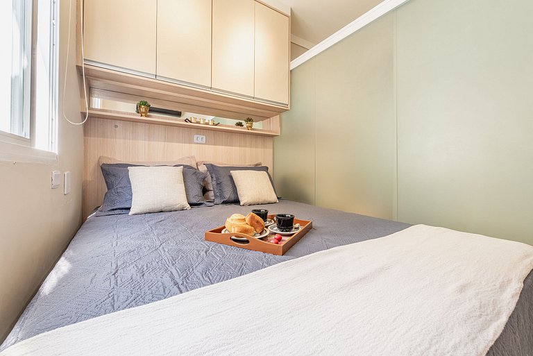 Studio Vista Mar em Santos | A/C + Wi-Fi e Vaga