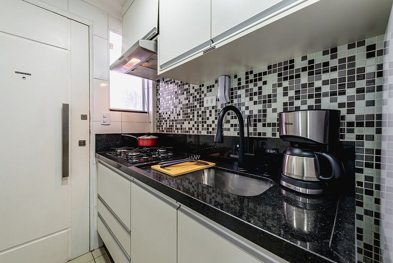Studio Vista Mar em Santos | A/C + Wi-Fi e Vaga