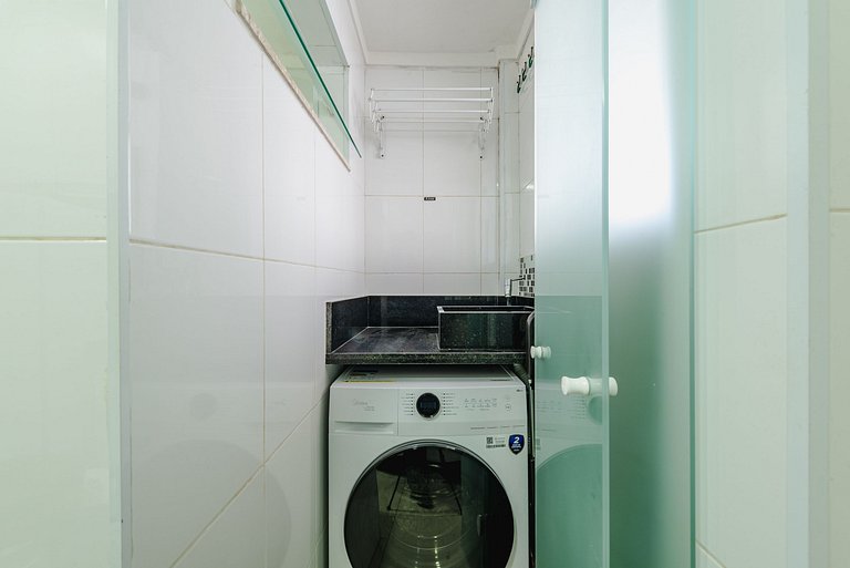 Kitnet Vista Mar em Santos | A/C + Wi-Fi e Vaga