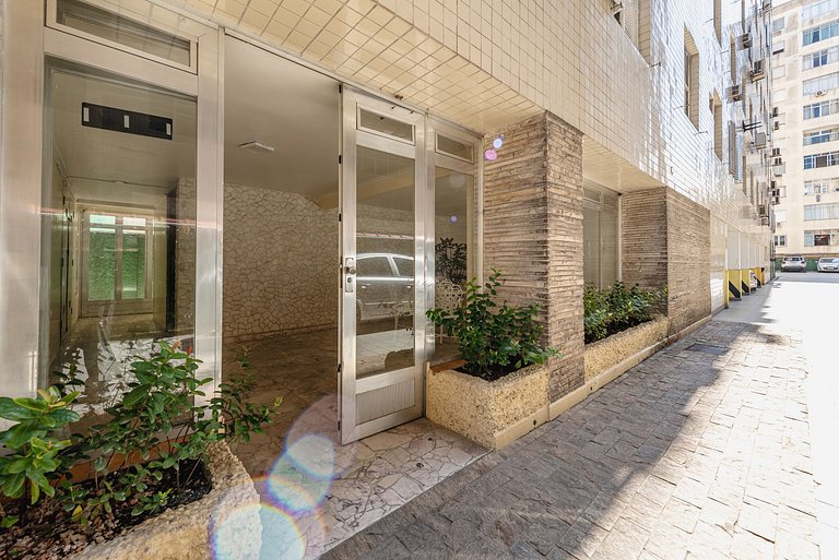 Studio Vista Mar em Santos | A/C + Wi-Fi e Vaga