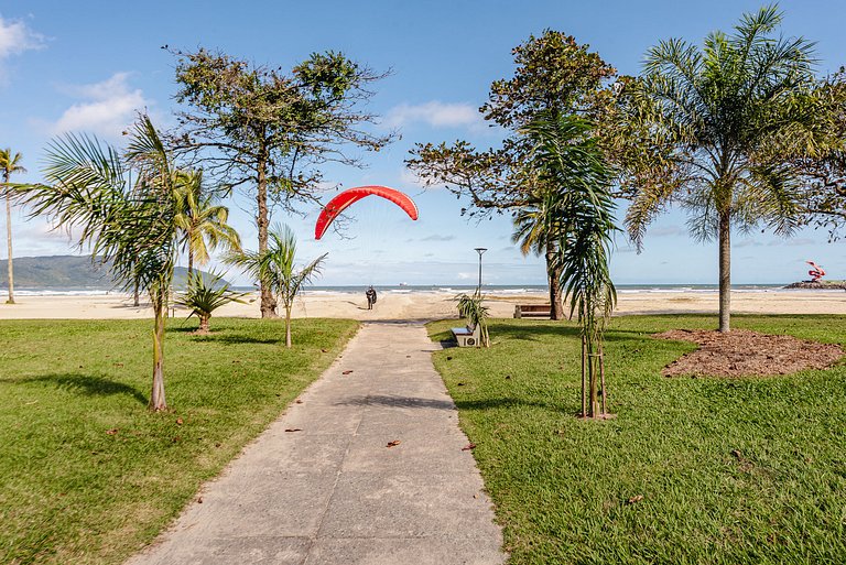 Studio Vista Mar em Santos | A/C + Wi-Fi e Vaga