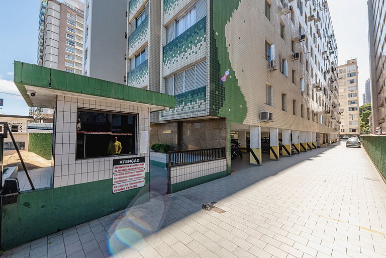 Studio Vista Mar em Santos | A/C + Wi-Fi e Vaga