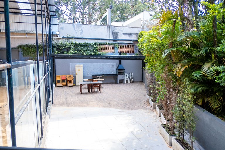 Studio Moderno SBC c/ Piscina + Vista + Ar e Wi-Fi