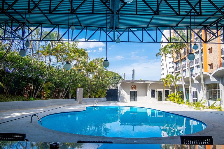 Studio Moderno SBC c/ Piscina + Vista + Ar e Wi-Fi