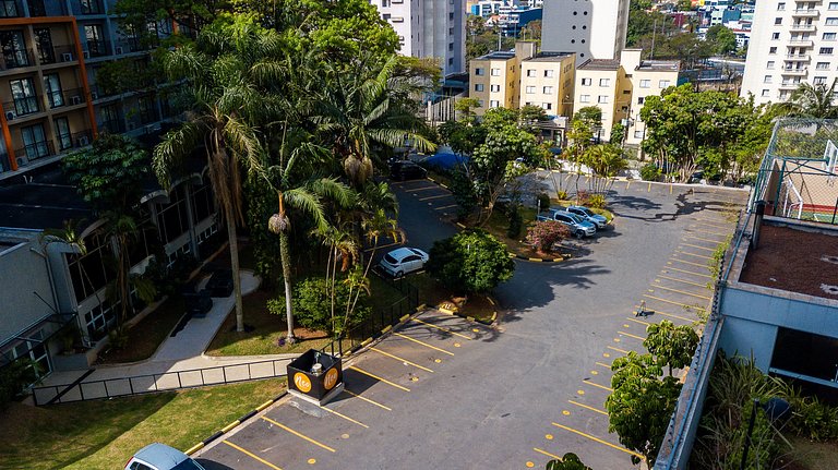 Studio Resort c/ Piscina + Wi-Fi e Ar | SBC