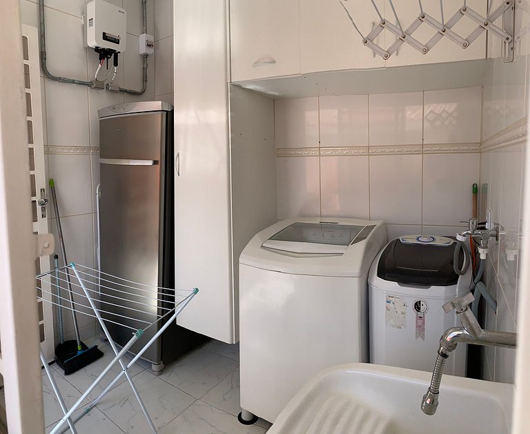 Casarão Águas S. Pedro | Piscina e Churrasqueira