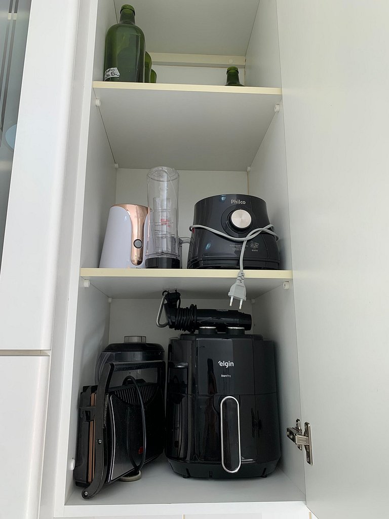 Casarão Águas S. Pedro | Piscina e Churrasqueira