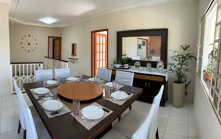 Casarão Águas S. Pedro | Piscina e Churrasqueira