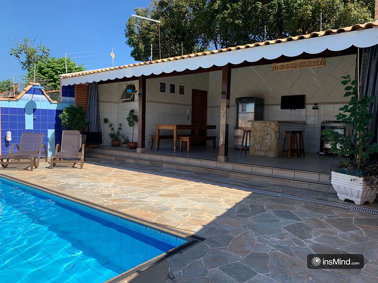 Casarão Águas S. Pedro | Piscina e Churrasqueira