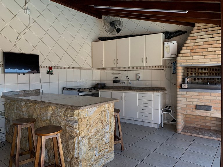 Casa com Piscina e Churrasqueira | Águas S. Pedro