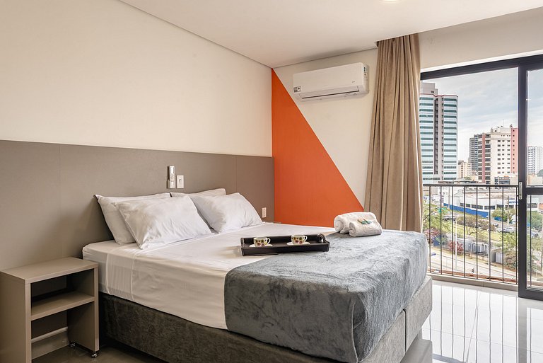 Studio Moderno SBC c/ Piscina + Vista + Ar e Wi-Fi