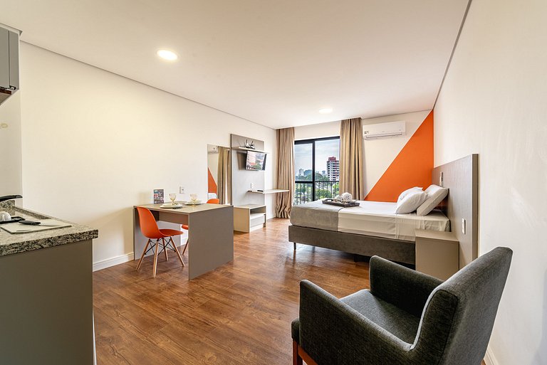 Studio c/ Estrutura de Resort + Wi-Fi e Ar em SBC