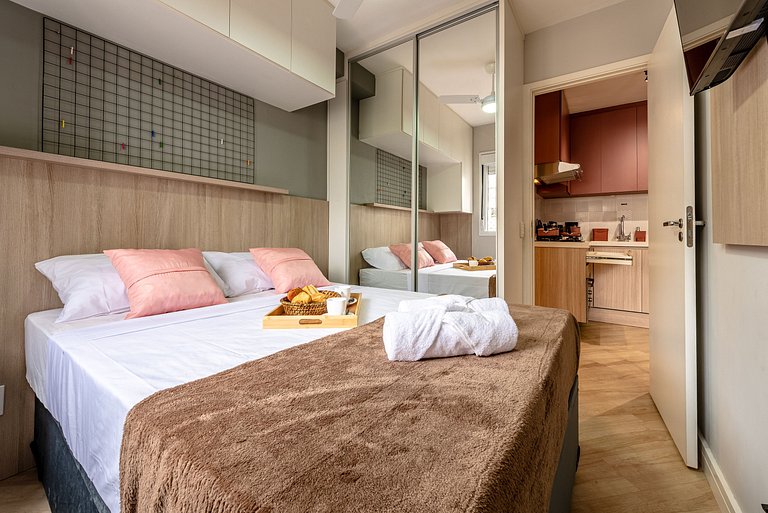 Apê Urbano Frei Caneca | Wi-Fi, Netflix e Academia