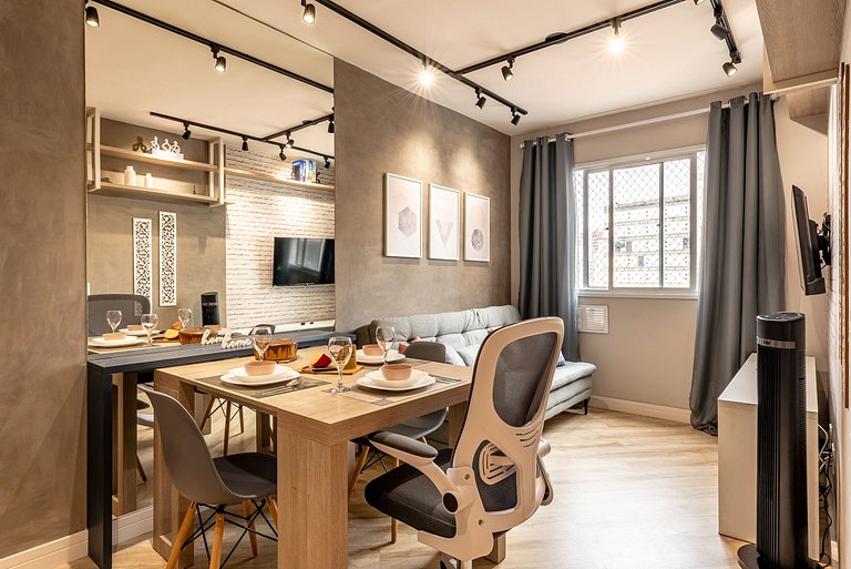 Apê Urbano Frei Caneca | Wi-Fi, Netflix e Academia