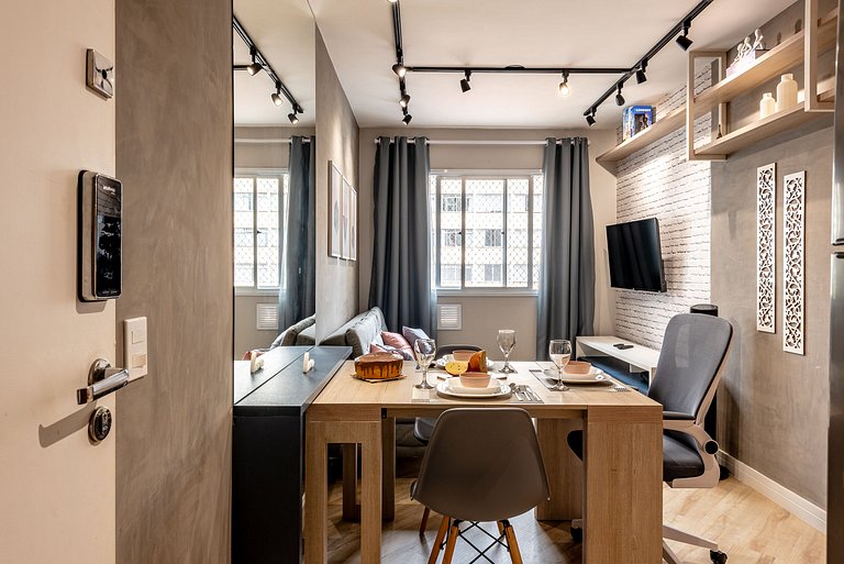 Apê Urbano Frei Caneca | Wi-Fi, Netflix e Academia