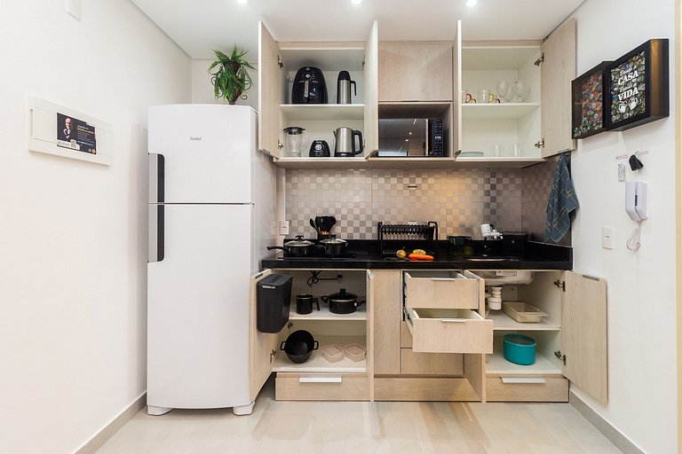 Apê no Centro de SBC com Ar, Garagem e Piscina