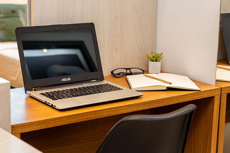 Apê no Centro de SBC com Ar, Garagem e Piscina