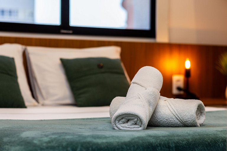 Apê no Centro de SBC com Ar, Garagem e Piscina