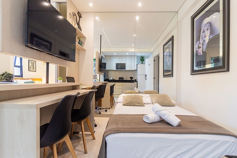 Apê no Centro de SBC com Ar, Garagem e Piscina