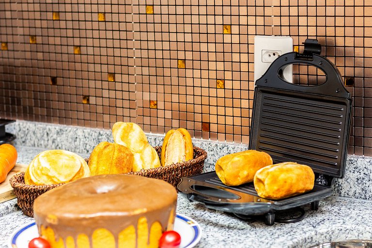 Apê Equipado em SBC com A/C, Garagem e Piscina