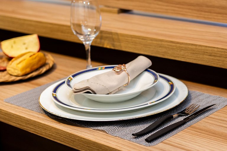 Apê Equipado em SBC com A/C, Garagem e Piscina