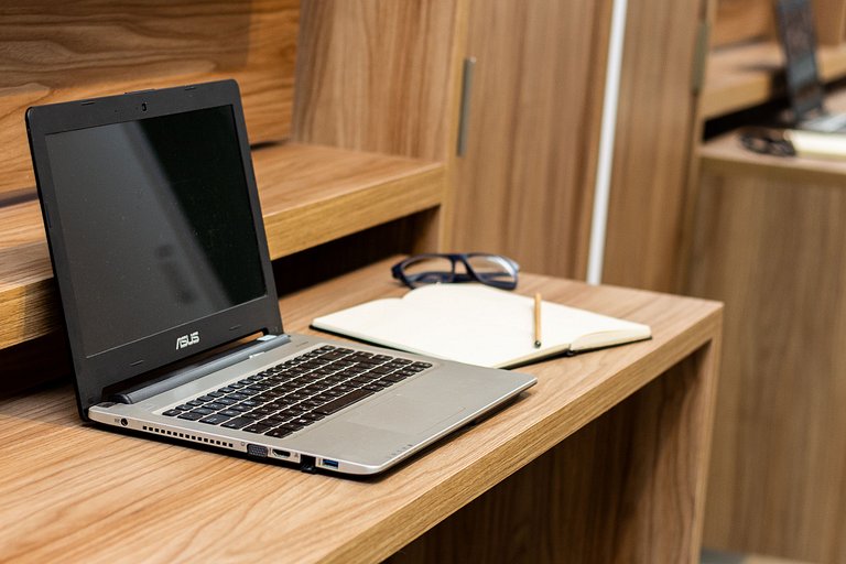 Apê Equipado em SBC com A/C, Garagem e Piscina