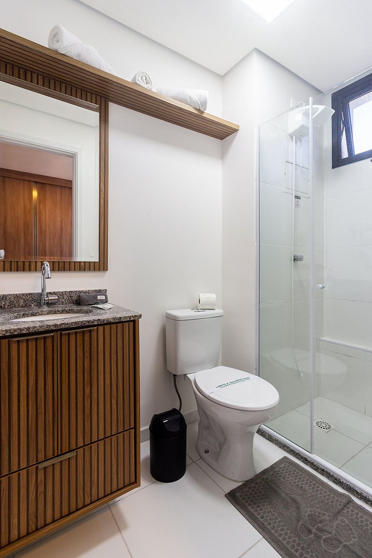 Apê Equipado em SBC com A/C, Garagem e Piscina