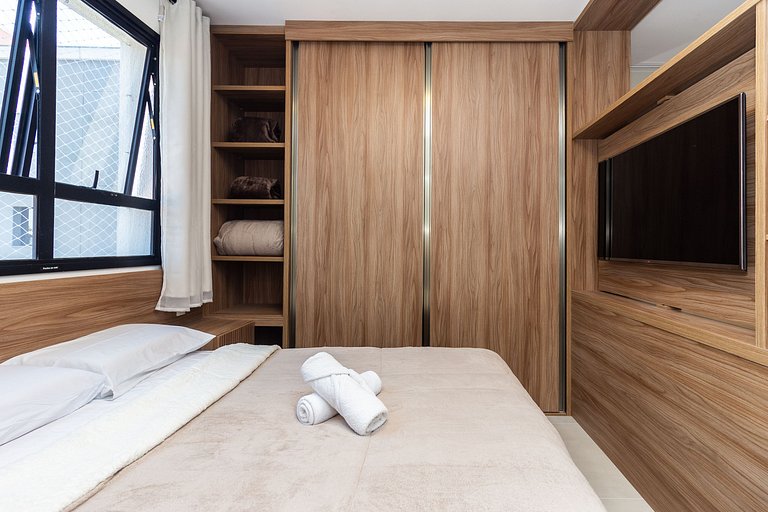 Apê Equipado em SBC com A/C, Garagem e Piscina