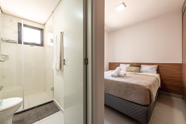 Apê c/ Varanda Gourmet, Piscina, Vaga, A/C e Wi-Fi