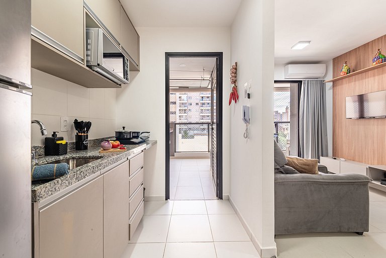 Apê c/ Varanda Gourmet, Piscina, Vaga, A/C e Wi-Fi