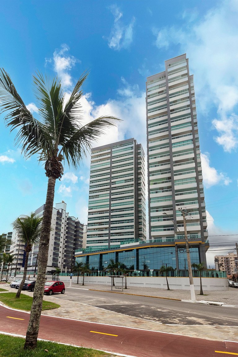 Apê Vista Mar c/ Varanda Chef + A/C + Vaga e Wi-Fi