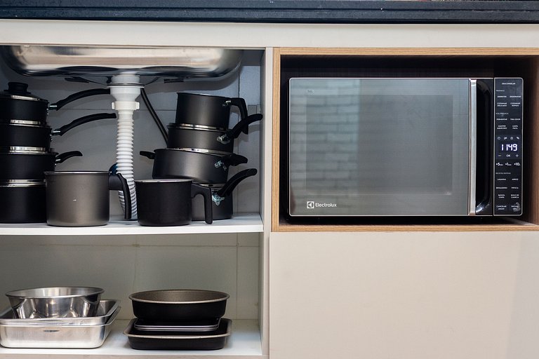 Apê Vista Mar c/ Varanda Chef + A/C + Vaga e Wi-Fi