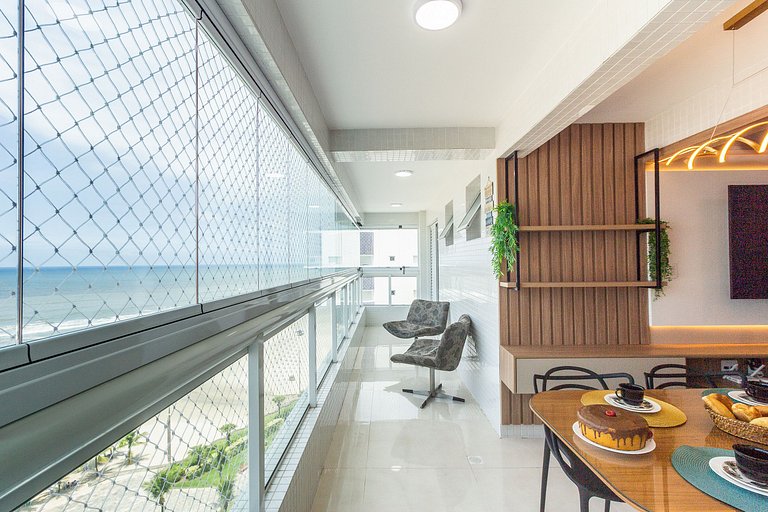 Apê Vista Mar c/ Varanda Chef + A/C + Vaga e Wi-Fi