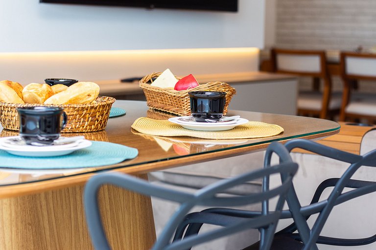 Apê Vista Mar c/ Varanda Chef + A/C + Vaga e Wi-Fi