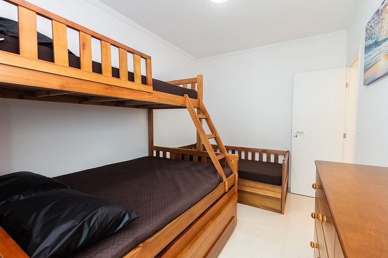 Apê Vista Mar c/ Varanda Chef + A/C + Vaga e Wi-Fi